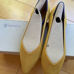 Rothy’s The Point in Marigold. Size 7.5. Smoke-free home. Worn once only.